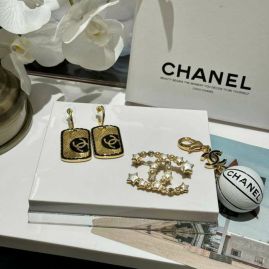 Picture of Chanel Sets _SKUChanelsuits1lyx66307